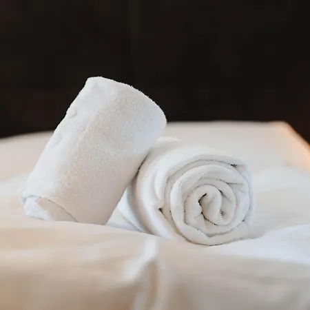 Glacier View 公寓 *